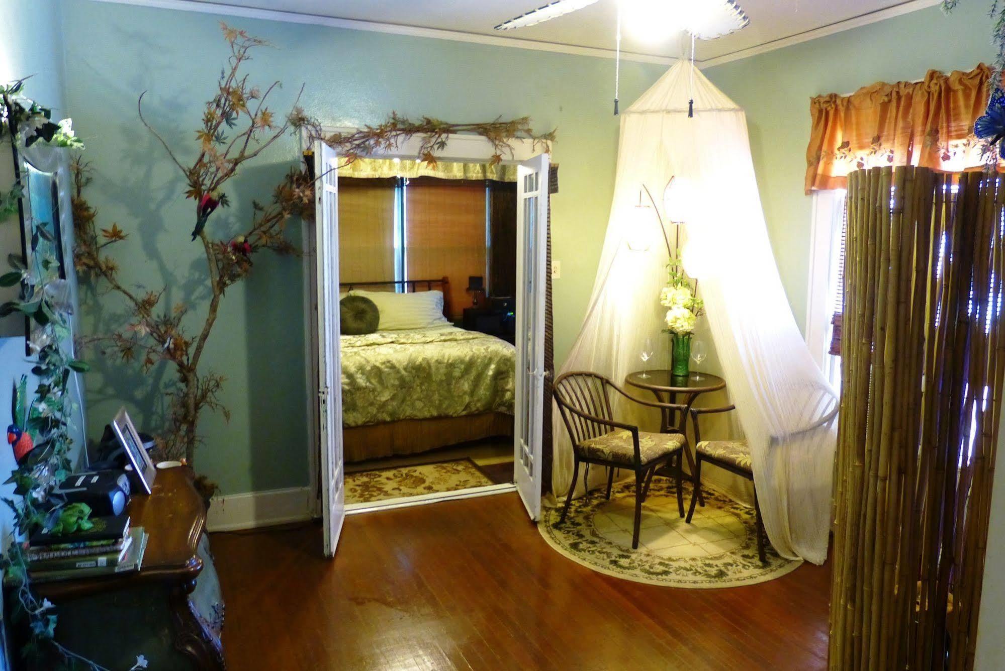 Avenue O Bed And Breakfast Galveston Exterior photo