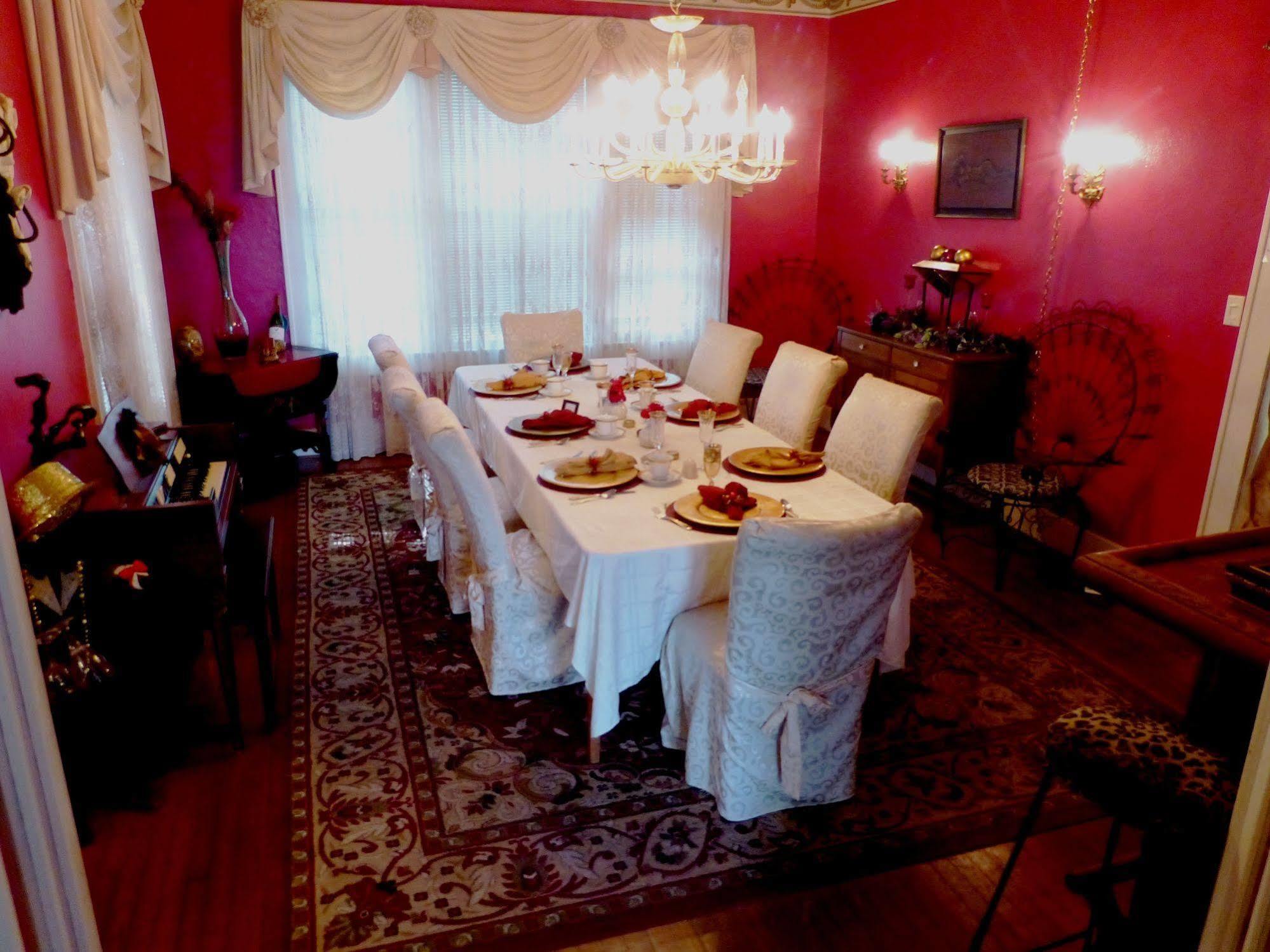 Avenue O Bed And Breakfast Galveston Exterior photo