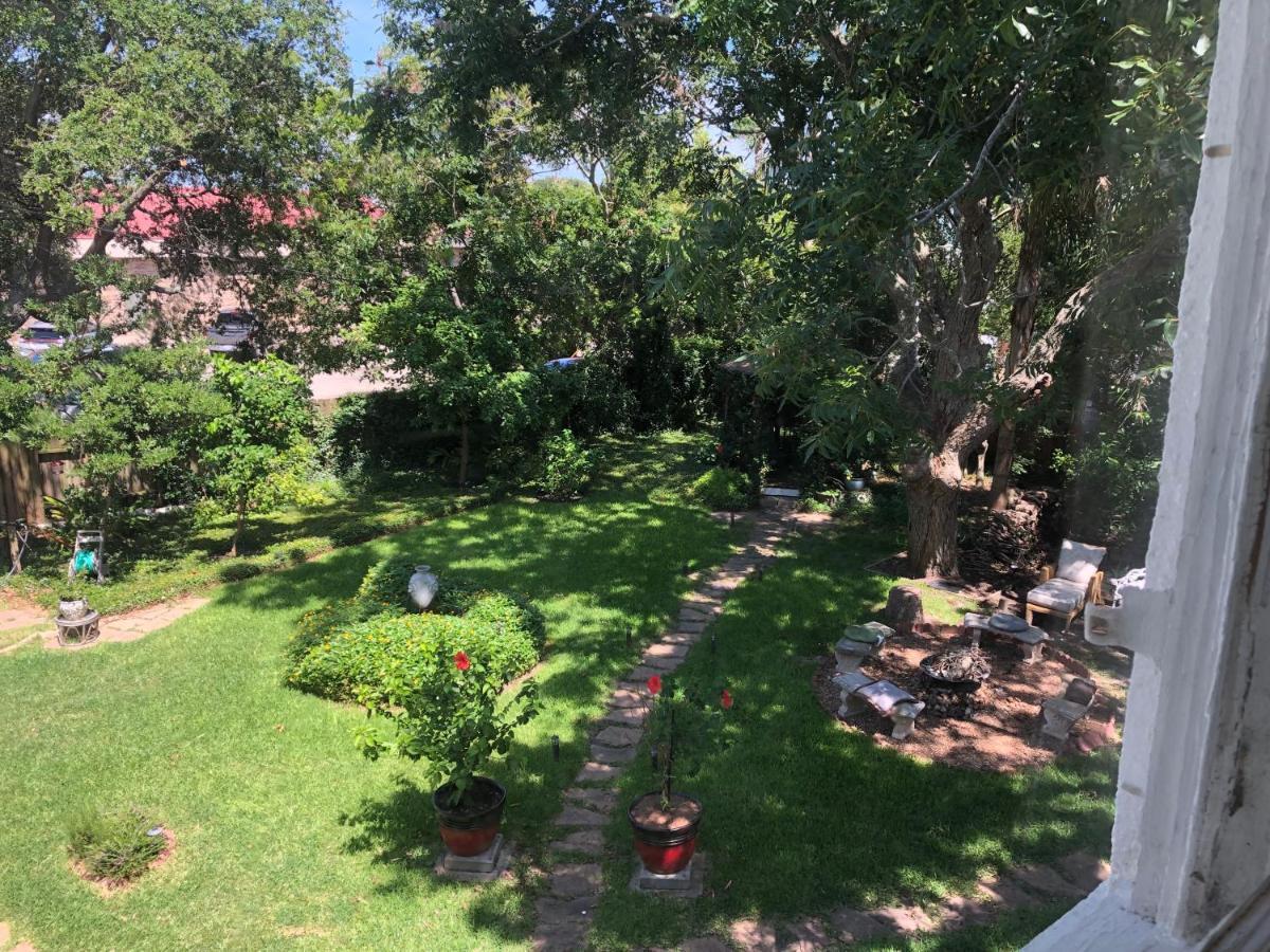 Avenue O Bed And Breakfast Galveston Exterior photo